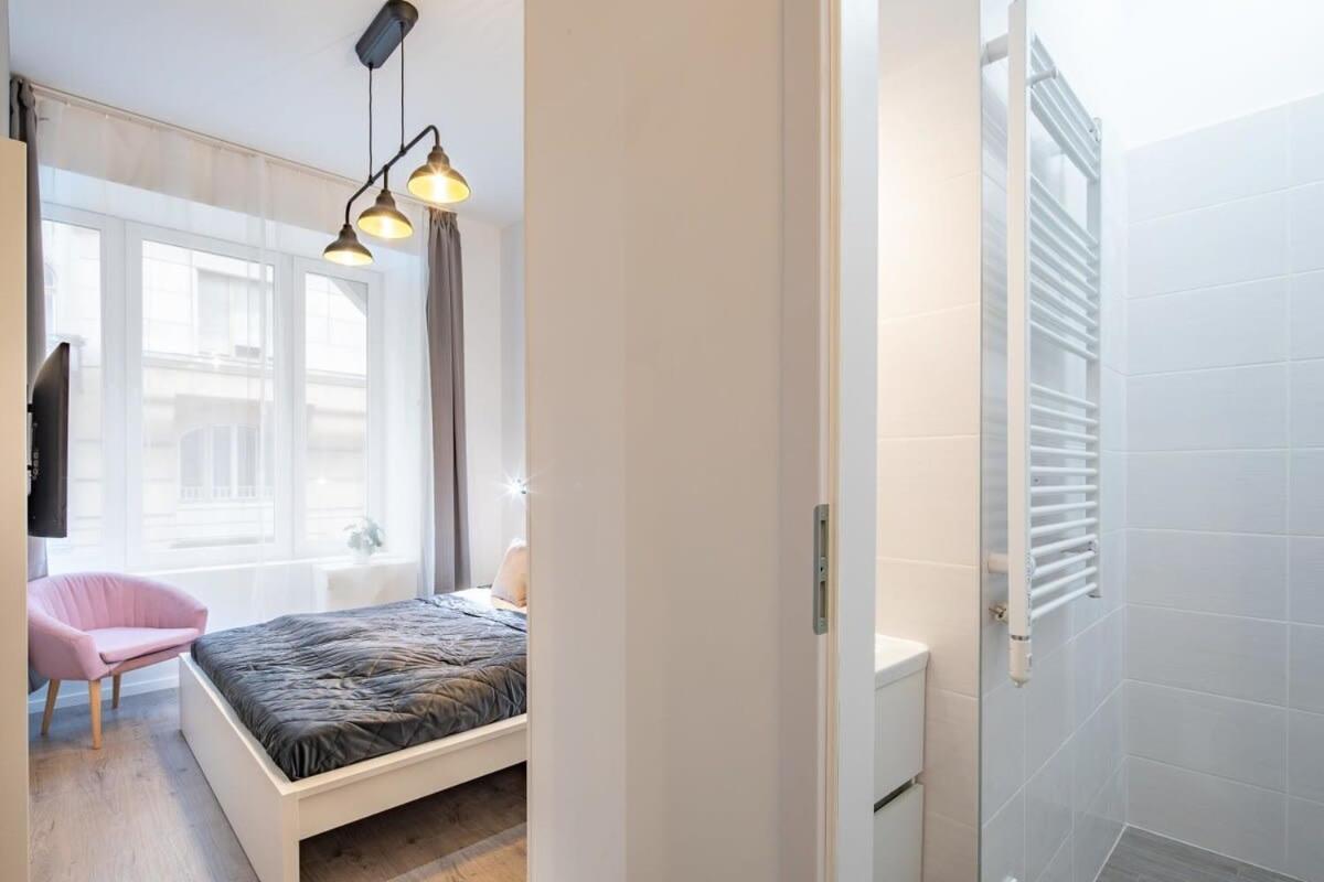 Extra Central - Mini Modern Studio Budapešť Exteriér fotografie